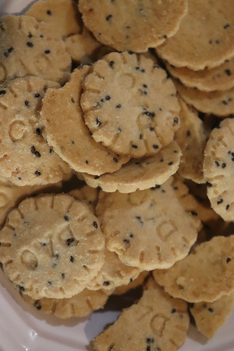 Biscuits Apéritifs Bio – DAO | Crackers Comté, Pizza, Sablés Parmesan Chia, Gressins – Vrac 200g